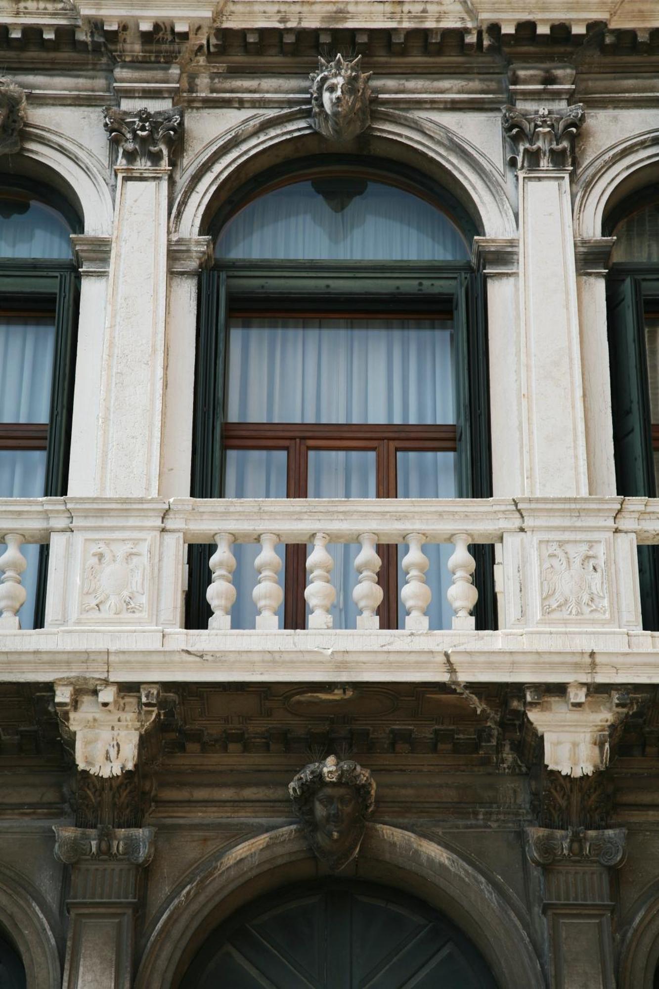 Apartment Ca Lezze Bell'appartamento Nel Cuore Di Venedig